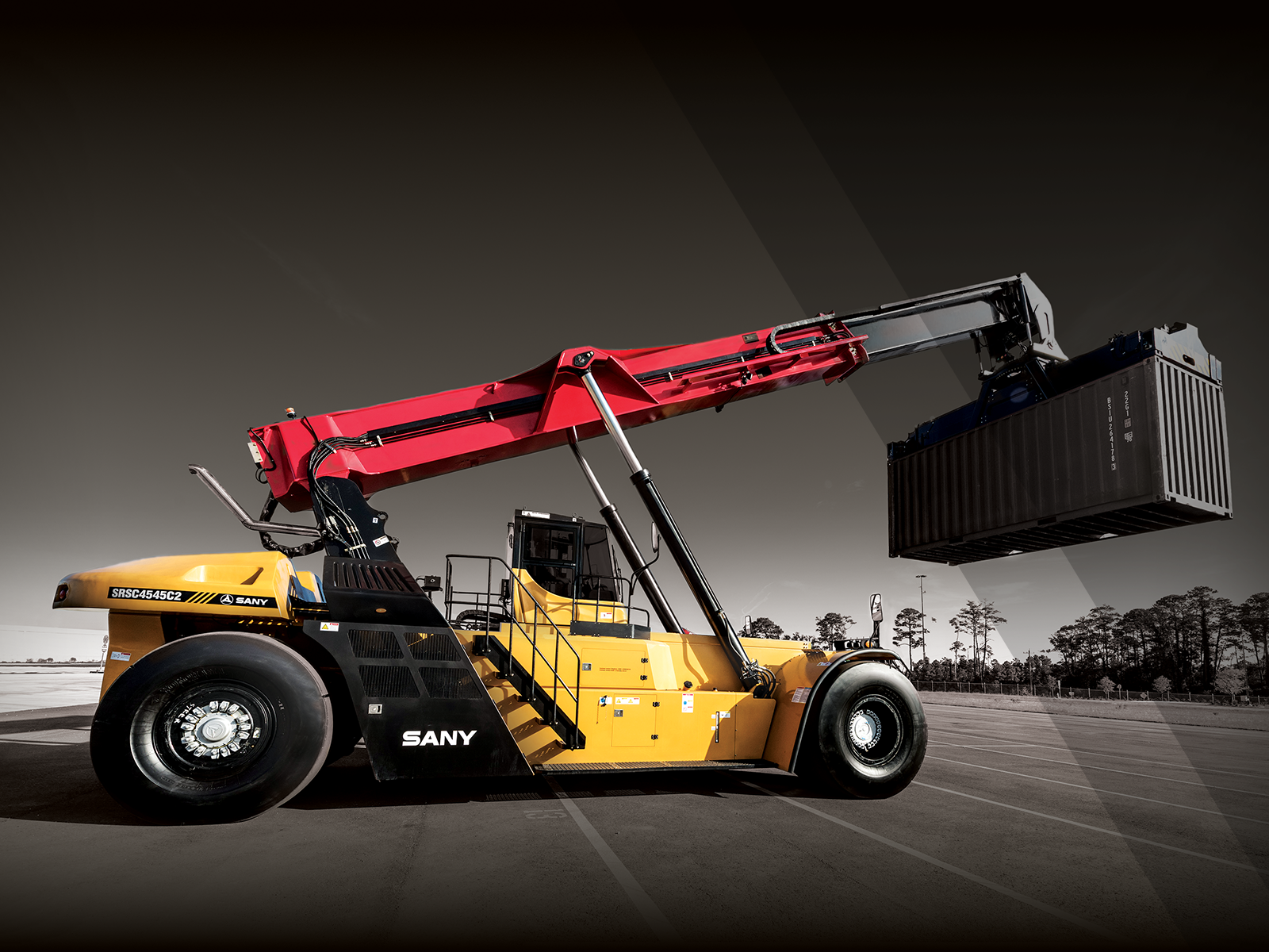 5 Mistakes To Avoid When Using High-Capacity Forklifts And Heavy-Duty